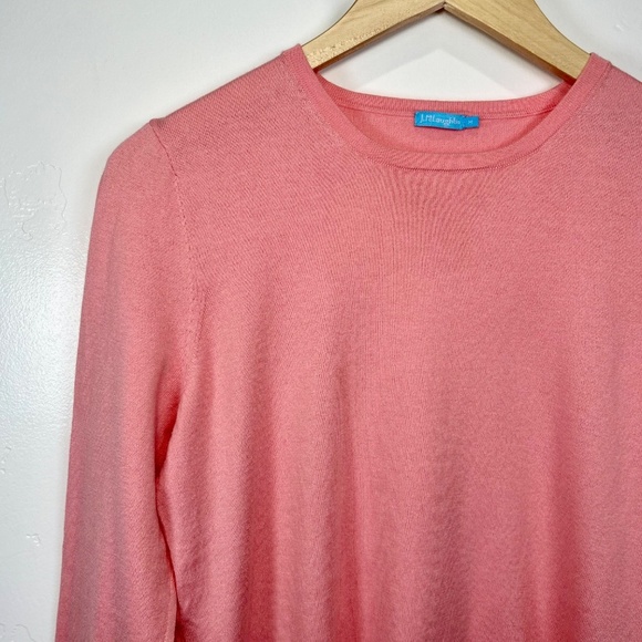 J. Mcglaughlin Henri Scalloped Hem Crew Neck lightweight Sweater Size Medium - Picture 4 of 7